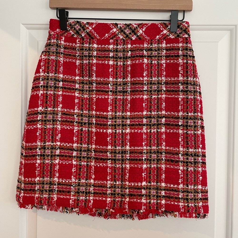 Ann Taylor mini skirt in red plaid!!